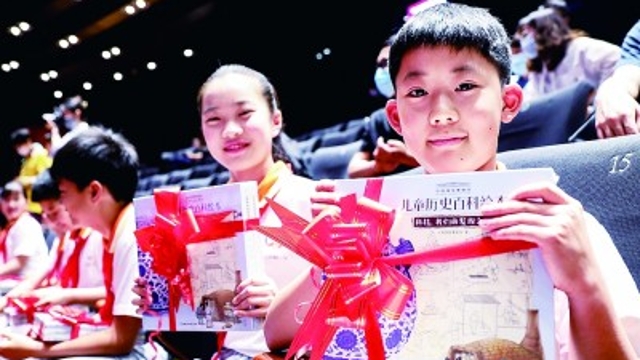 图书出版业十年高质量发展： 书映古今中外 开卷展读未来