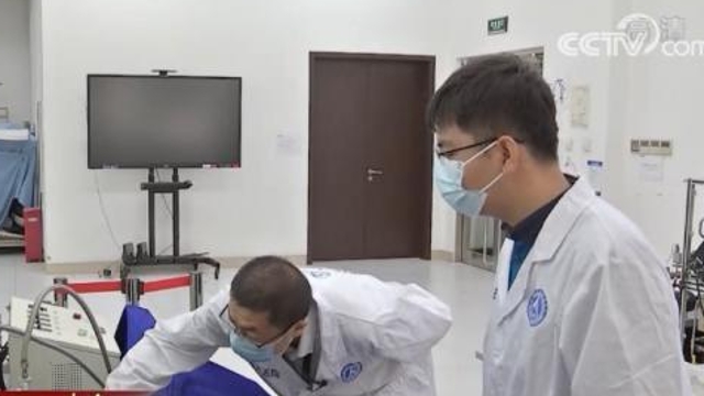 【奋斗者正青春】黄震：不断探索 勇攀航天新高峰