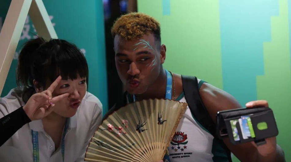 大运村里，掀起了国风潮？