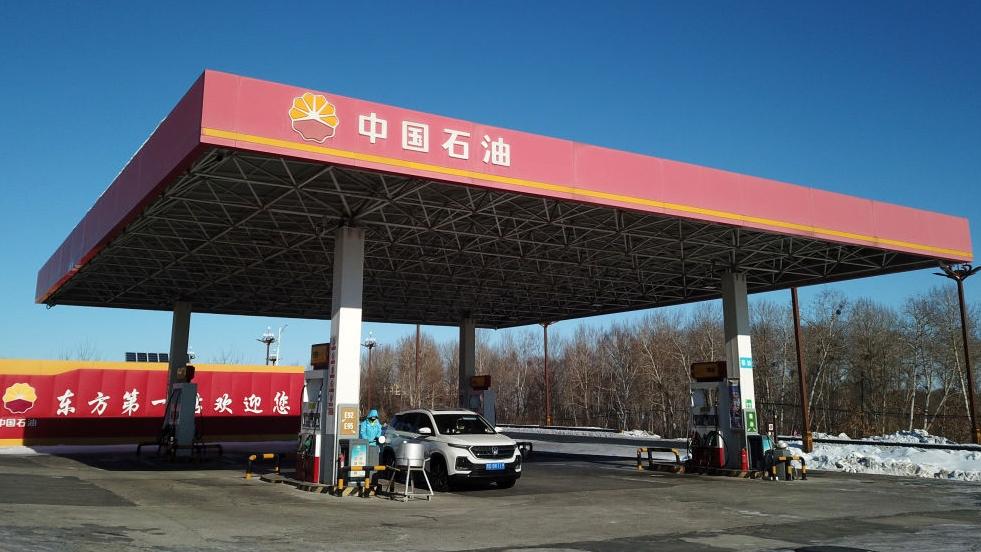 新春走基层丨东方第一加油站：在“华夏东极”为祖国“加油”