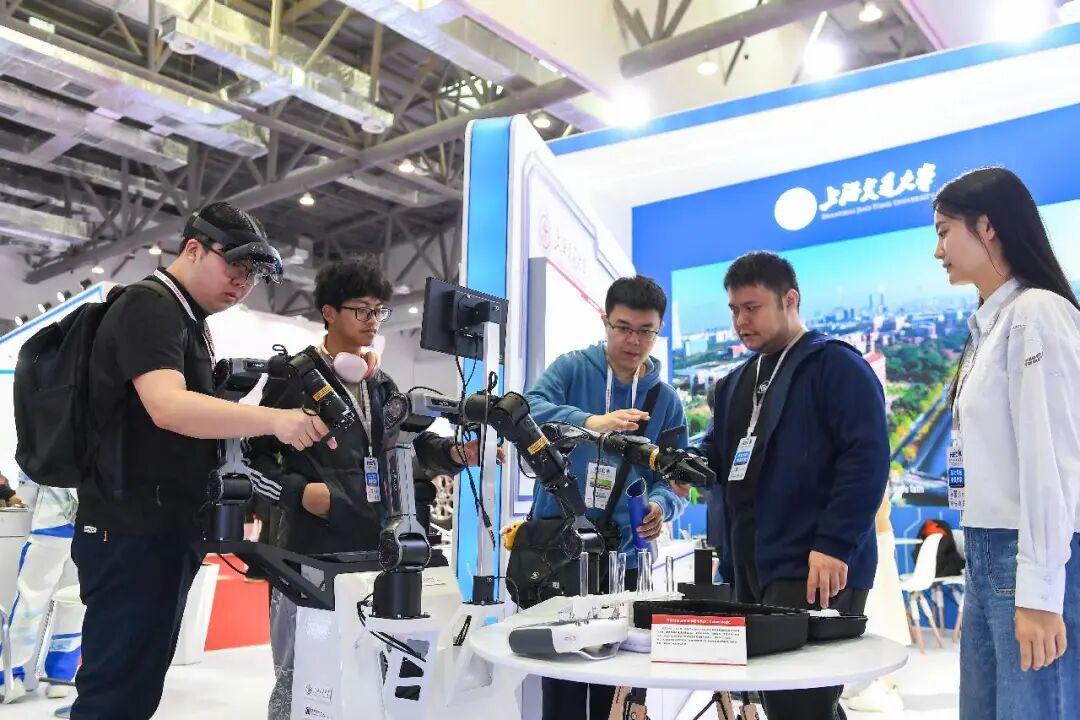 中国铁建董事长戴和根：“十五五”锚定强国建设 践行全球发展