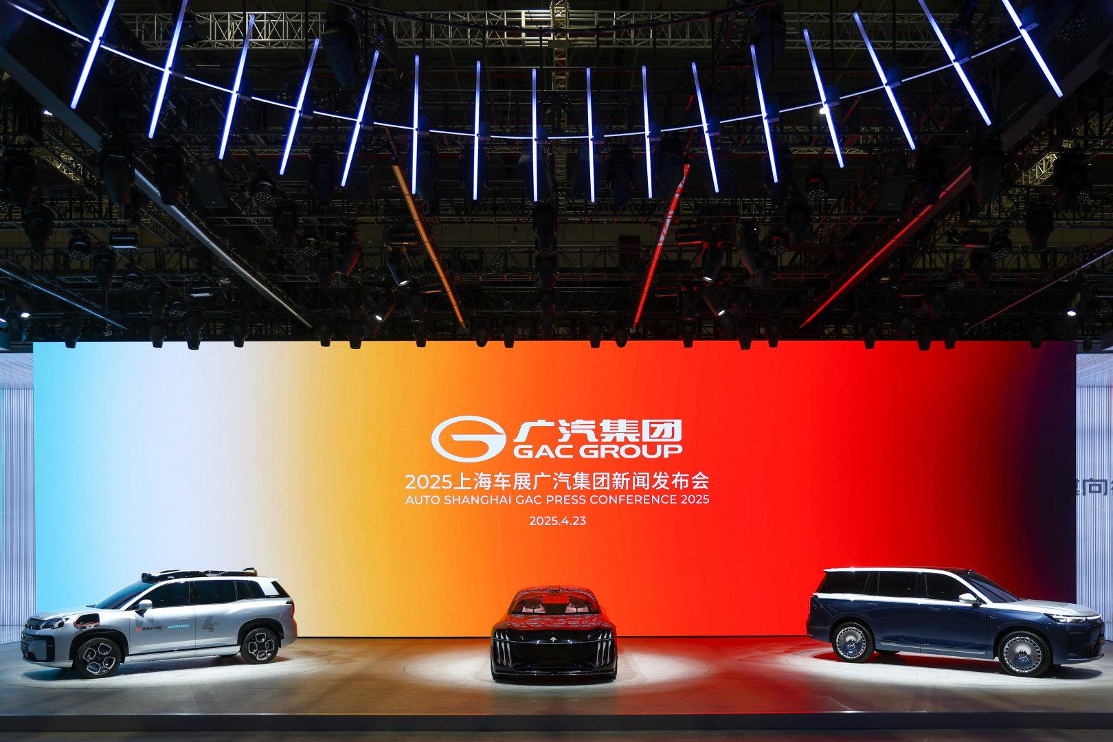 C42A0621_3033232008-oi3592550261-opq3593108907