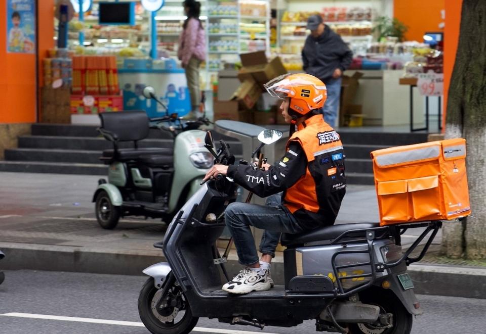 以奖代罚提升外卖体验，淘宝闪购全面取消超时扣款