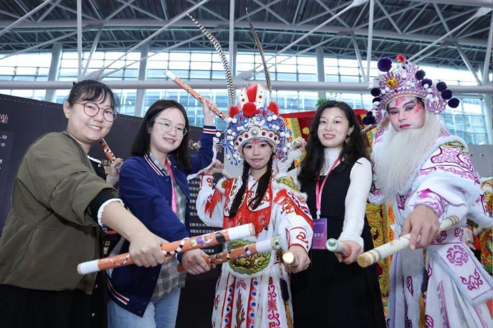 打造文化出海新标杆 2025广州文交会·国际文旅贸易展收官