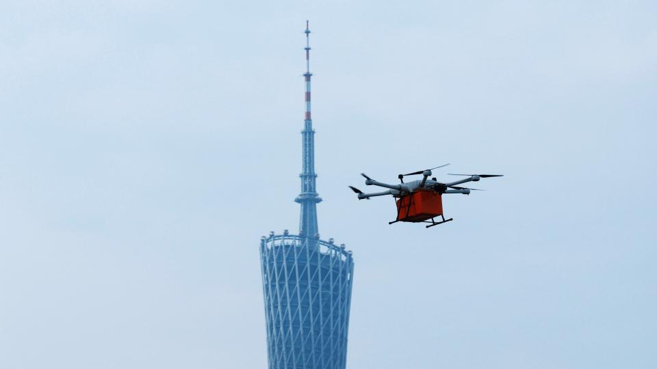 10分钟外卖 “飞” 到手中！淘宝闪购全国首条无人机 “聚合送” 航线落地广州