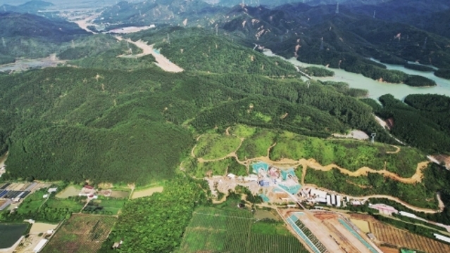 历时523天，黄茅海通道项目狮山隧道贯通