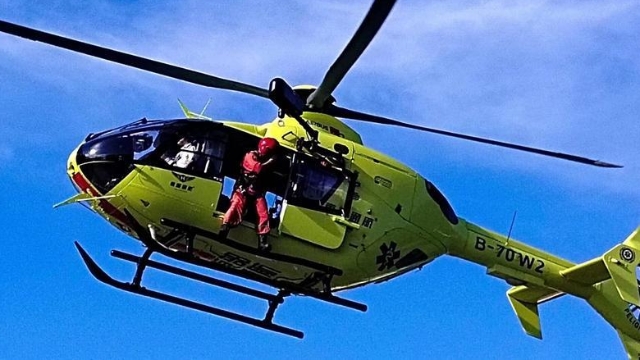 首次5G+粤港澳大湾区航空ECMO救援应急演练在深圳举行