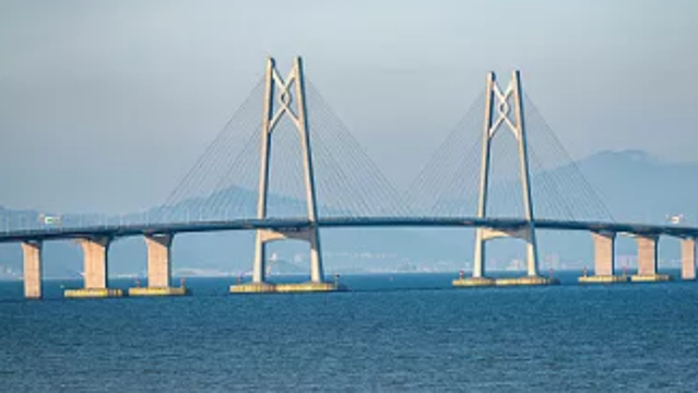 台风影响逐渐减弱 港珠澳大桥及口岸已恢复通行通关