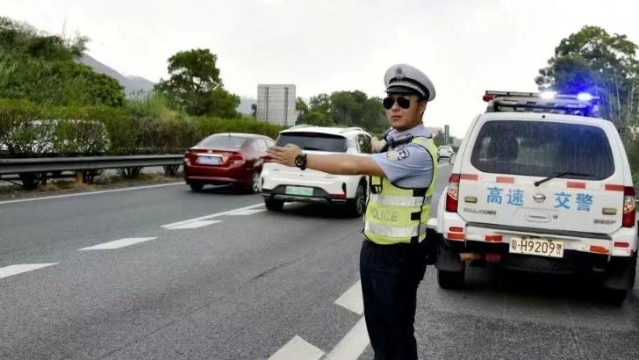 国庆假期肇庆高速公路车辆预计增加5%，交警高速你如何“避堵”