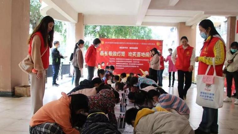 惠州青少年：画长卷做灯笼，欢天喜地闹元宵