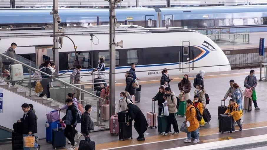 初十返程高峰继续 广东火车站到达客流142.5万人次
