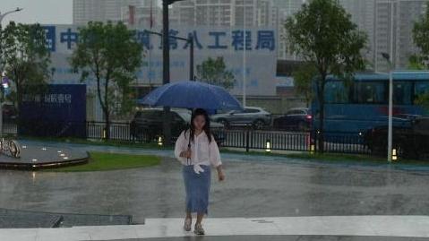 南方强降雨强对流接连来袭，广东三地发布冰雹预警