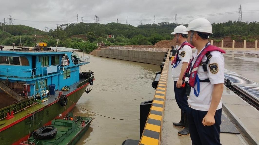 受强对流天气影响，广东多地水域启动水上交通管制