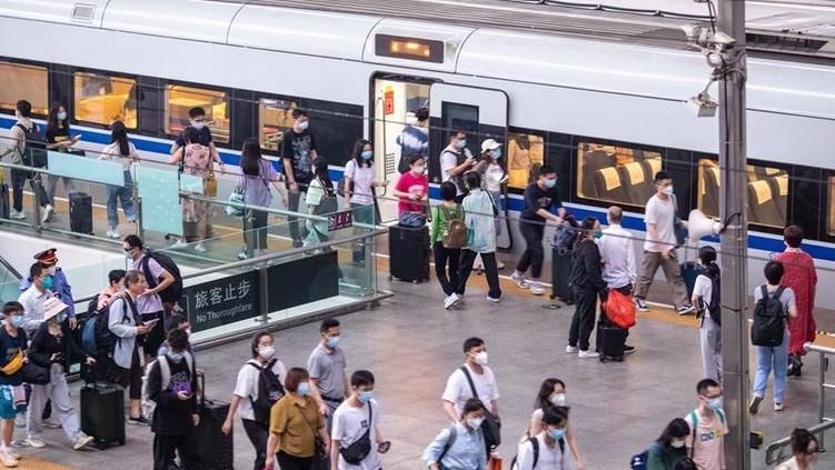 截至29日16时，广铁再停运京九铁路18趟普速列车