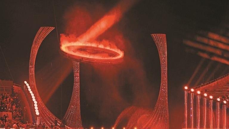 水火之融 三地火炬手踏浪点火 | 圆梦未来——全运会开幕式特别报道