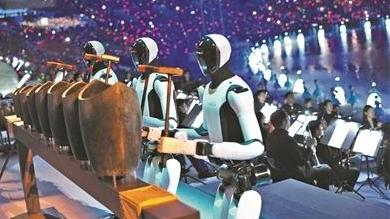 古今之融 机器人奏响千年句鑃