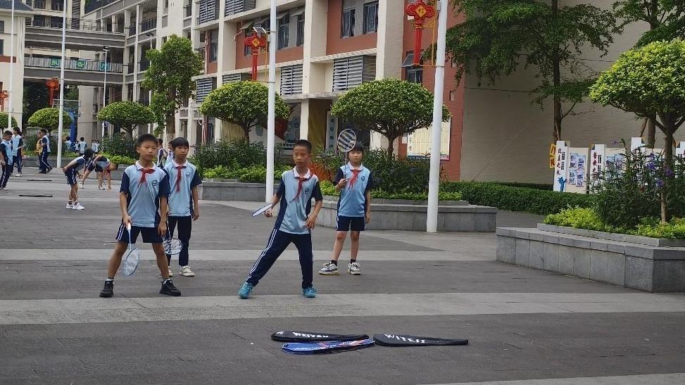 清远面向社会公开征集全市中小学生校服推荐款式