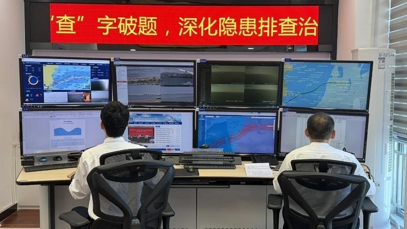 寒潮来袭,港珠澳大桥海事局实施临时交通管制措施