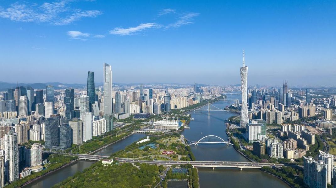 伶仃洋畔勇弄潮 南粤大地再争先