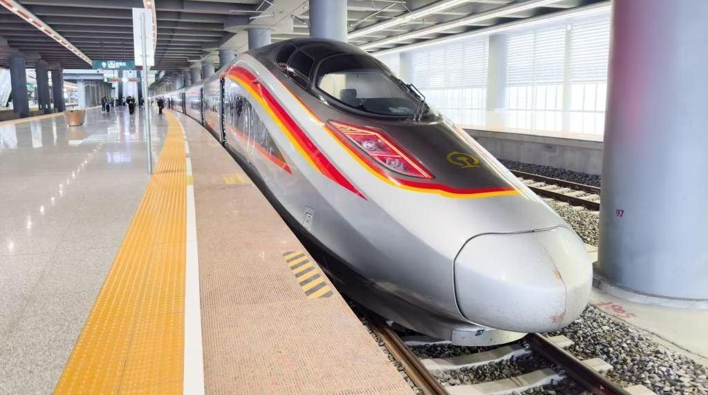 广州⇌湛江高铁只需1.5小时,记者“抢鲜”体验广湛高铁