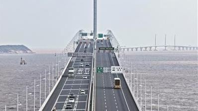 港珠澳大桥出入境客流破1亿人次