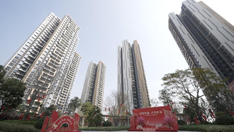 广东省在建体量最大安置房白云机场三期5220套顺利交付