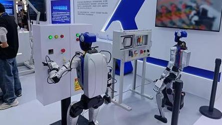 我的机器人同事去高交会了！