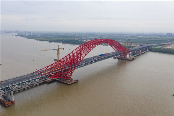 明珠湾大桥工程全线通车