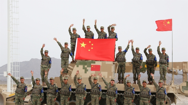 國際軍事比賽-2022丨中國獲“安全路線”項目接力賽團體第一