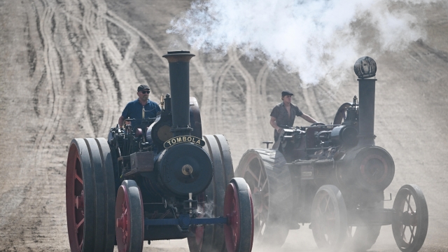 英國舉辦世界最大蒸汽古董設備收藏展