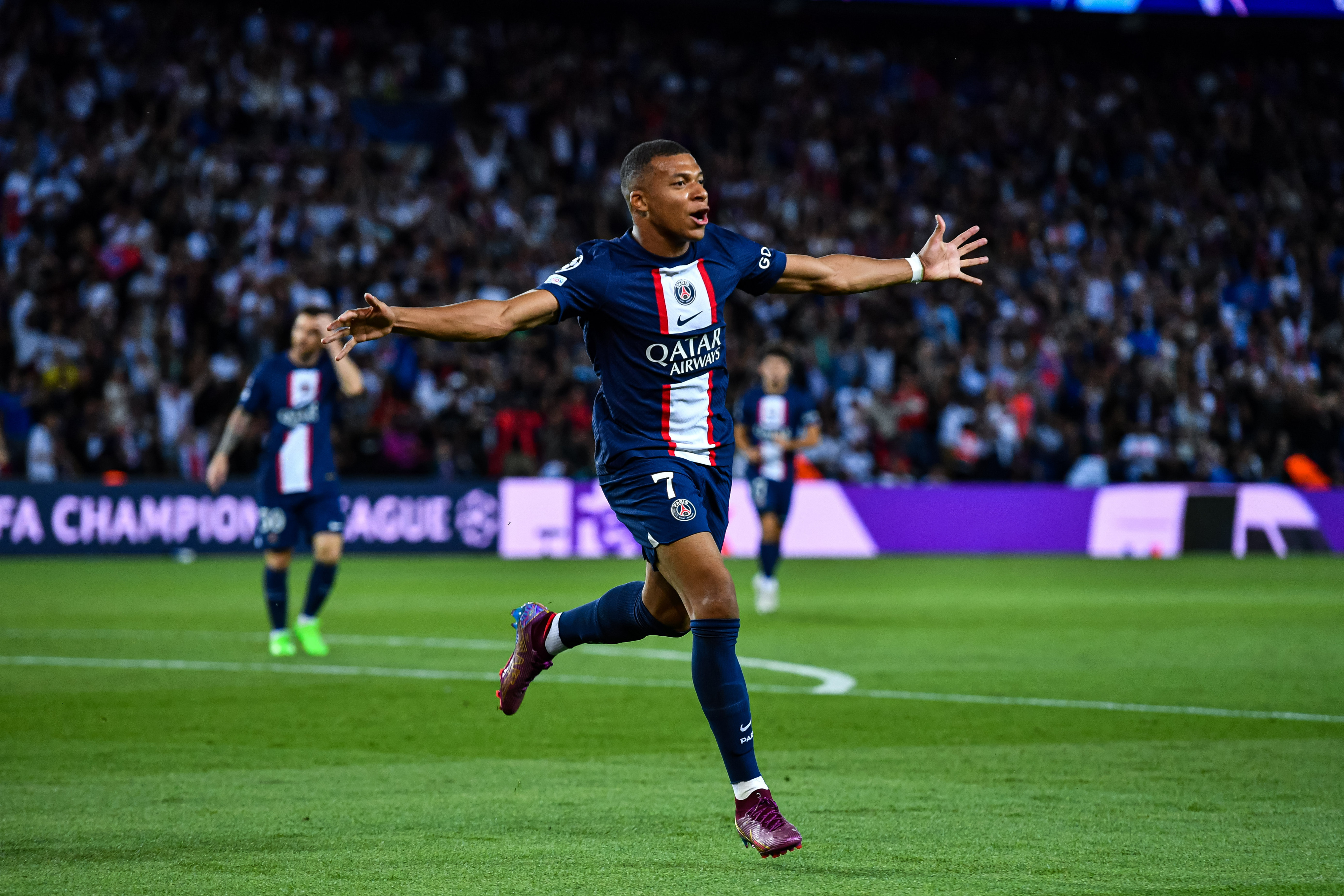 欧冠:姆巴佩双响 巴黎2-1尤文_广州日报大洋网