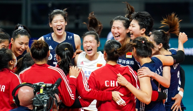 世锦赛：中国女排3-0日本 收获三连胜