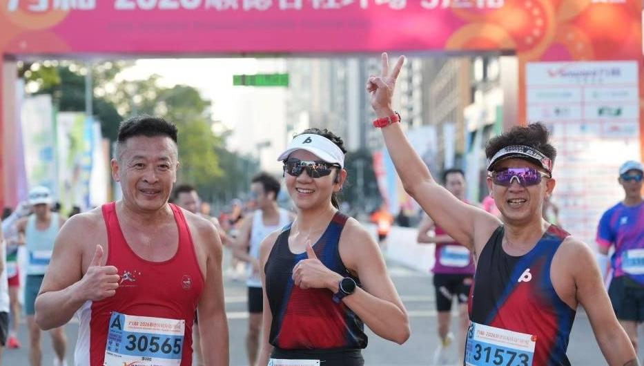 向上的力量!广东新年首马的难忘瞬间