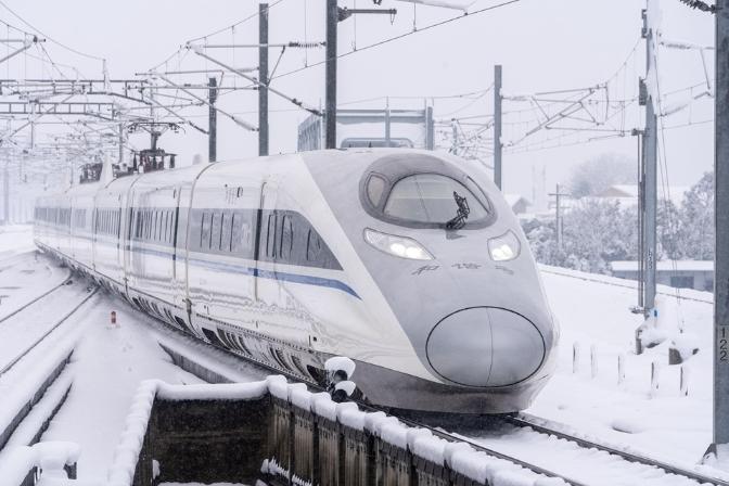 雨雪冰冻天气为何造成高铁晚点？铁路官方解释来了！