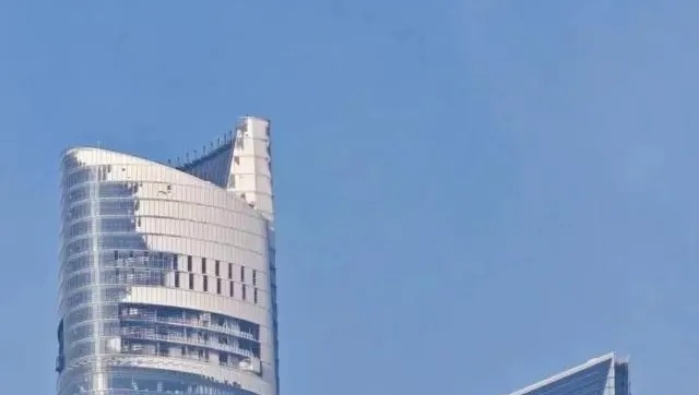 罕见一幕！中国最高楼顶楼被冻住了？内部堪比《流浪地球》