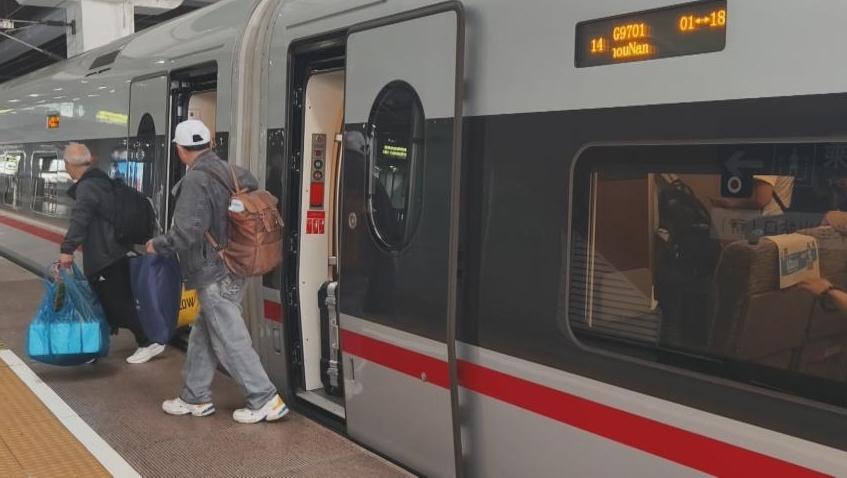 京广线部分普速列车停运 建议优先选择高铁出行