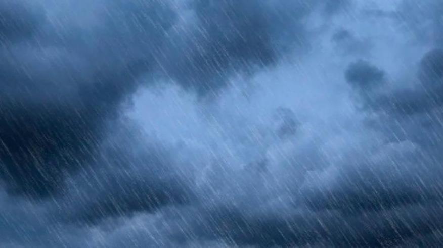 中央气象台强对流天气、暴雨、沙尘暴三预警齐发