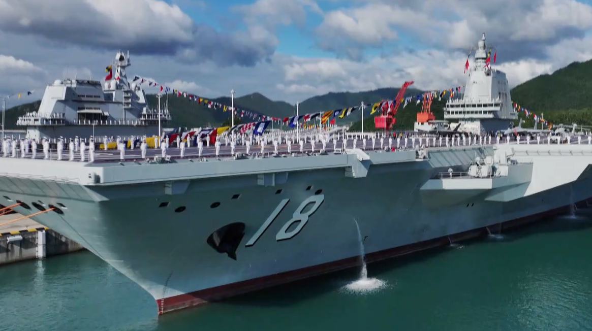 福建舰,入列!系我国第一艘电磁弹射型航空母舰