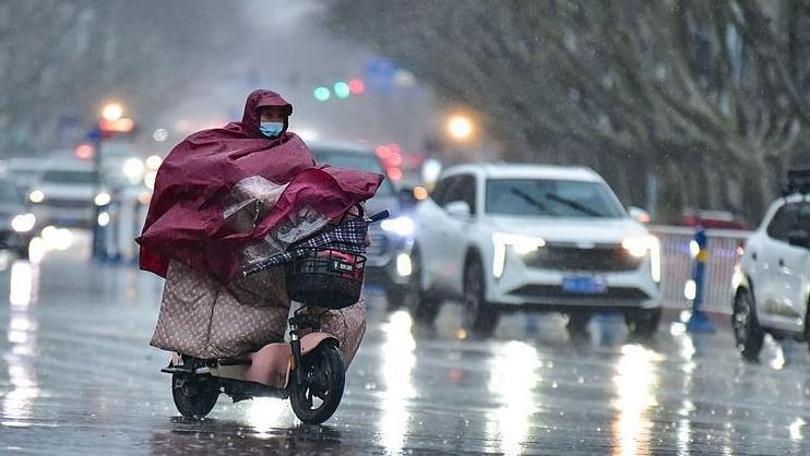 电动车与机动车发生事故责任咋划分？最高法征意见