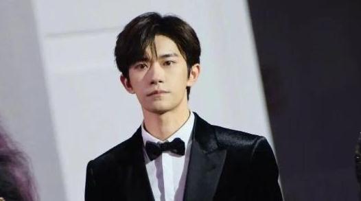 易烊千玺、宋佳分获金鸡奖最佳男、女主角奖