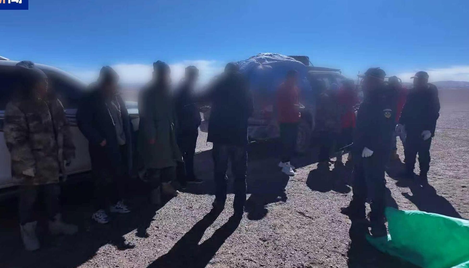 21名非法穿越者在青海可可西里被查获