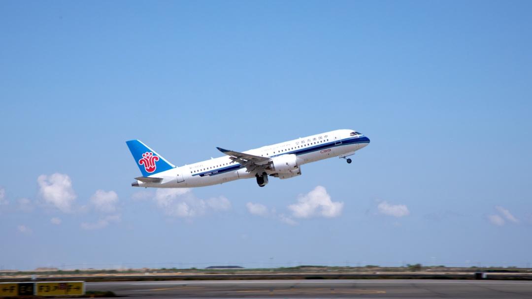 多家航司：中日航线免费退改签延长至明年3月28日