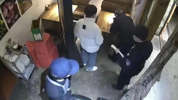 “10人聚餐9人开溜”最终结局公布