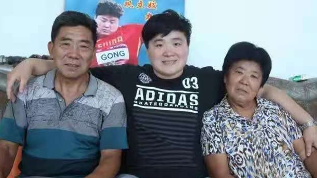 巩立姣：坚守21年的梦想 冠军是这样炼成的