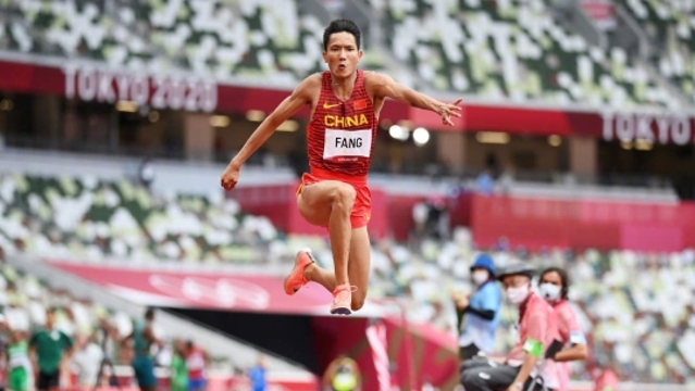 朱亚明、方耀庆晋级男子三级跳远决赛