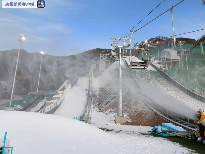 涞源国家跳台滑雪训练科研基地正式交付使用 为运动员备战北京冬奥提供场地保障