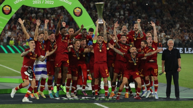 罗马击败费耶诺德夺得欧洲协会联赛冠军