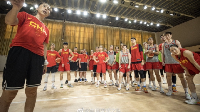 中国女篮奔赴海外拉练 备战2022女篮世界杯