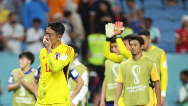 卡塔尔世界杯 | 点球大战失利，日本队门将赛后洒泪