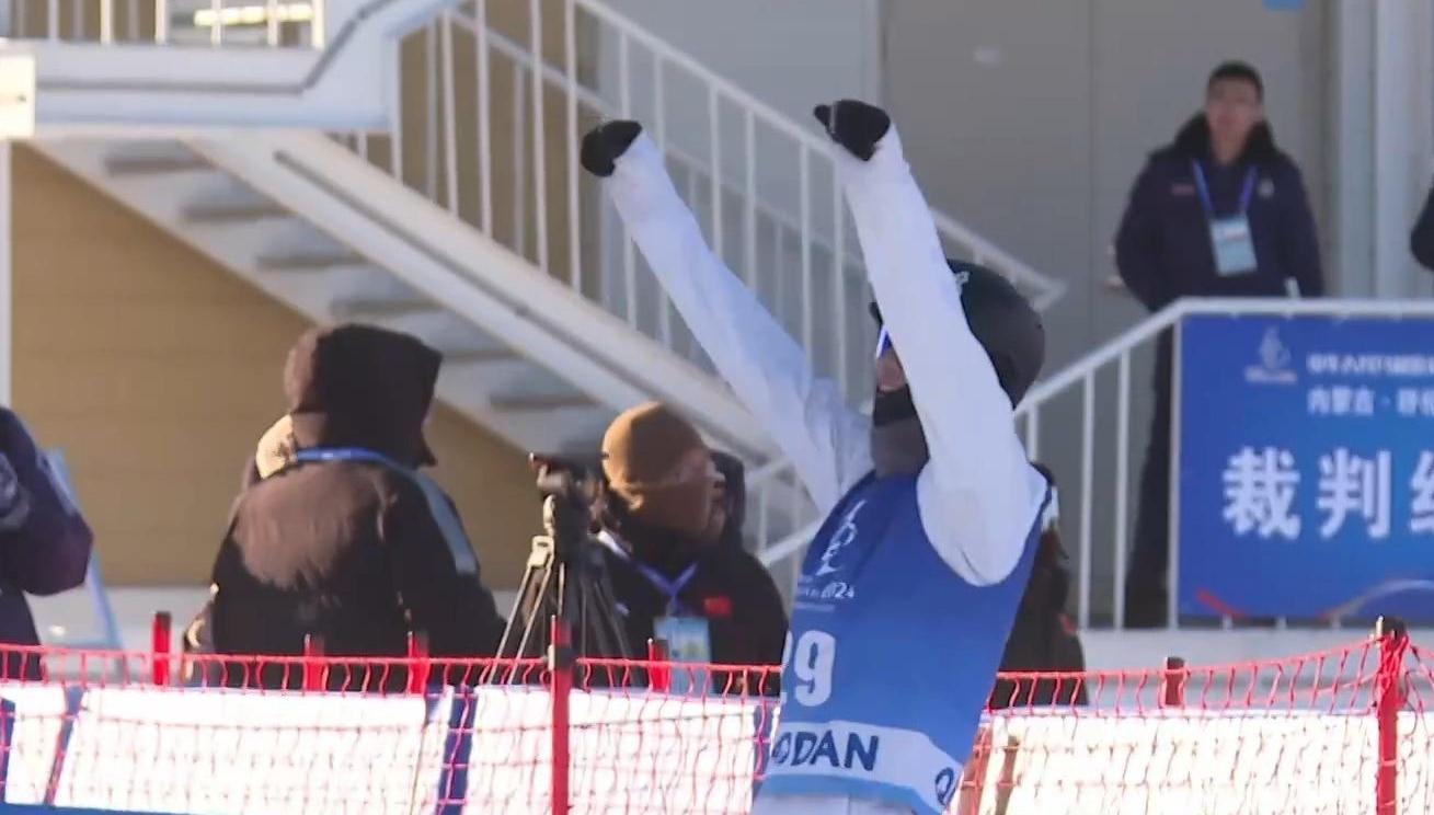 陈硕夺得“十四冬”自由式滑雪空中技巧男子公开组冠军
